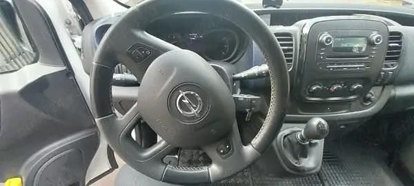 Second-hand Opel Vivaro 120 CP (88 kW) 2019 Alb Monovolum