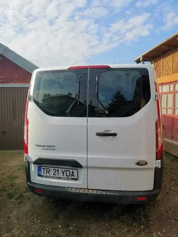 Second-hand Ford Transit Custom 100 CP (73 kW) 2015