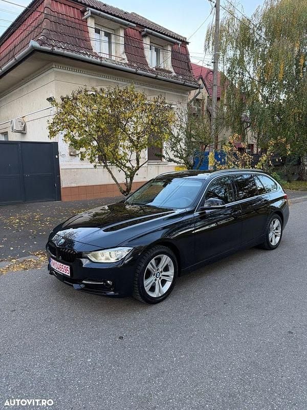 Culoarenegru Utilizat 2015 BMW 320 Sport Line Break | 10.800 EUR (Super Preț) - Imagine 1/4