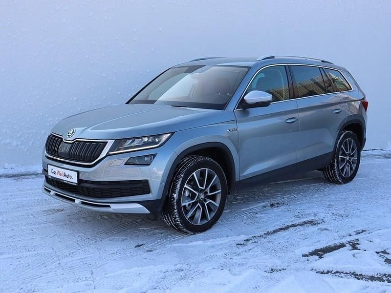 Gri mediu normal Utilizat 2020 Skoda Kodiaq SUV | 24.990 EUR (Preț OK) - Imagine 1/4
