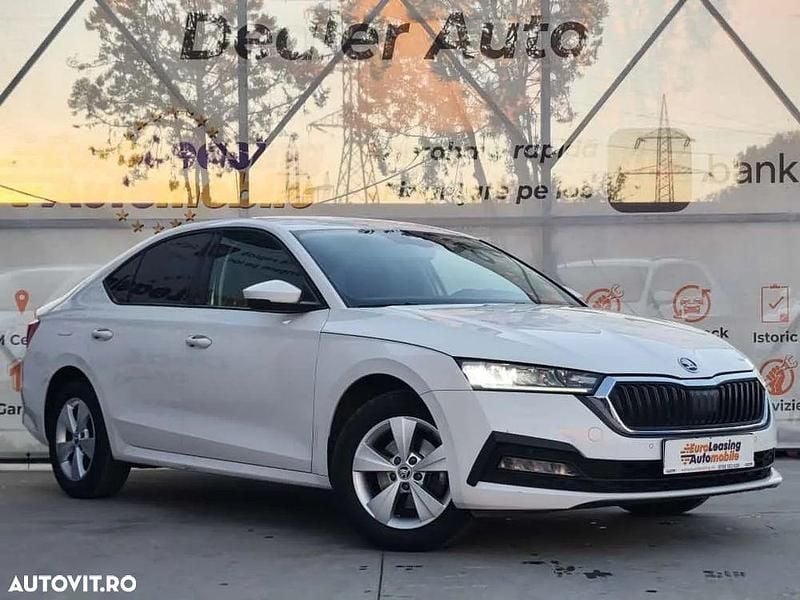Culoarealb Utilizat 2022 Skoda Octavia Ambition Berlinǎ | 12.890 EUR (Preț bun) - Imagine 1/4