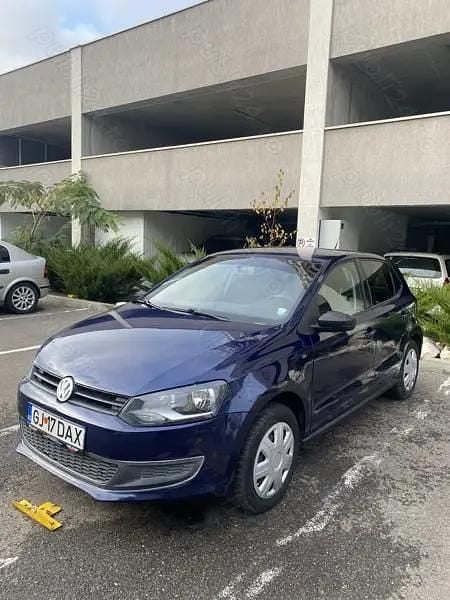 Utilizat 2010 VW Polo Berlinǎ | 3.700 EUR (Preț OK) - Imagine 1/4