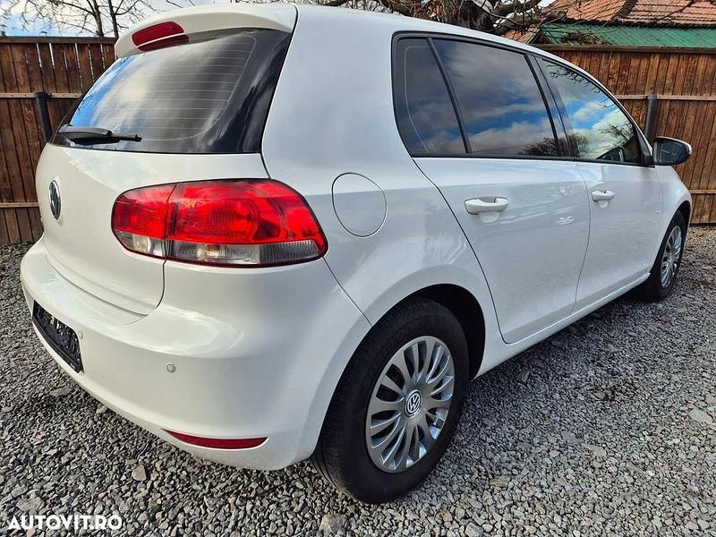 Second-hand VW Golf VI 80 CP (58 kW) 2009 Culoarealb Hatchback