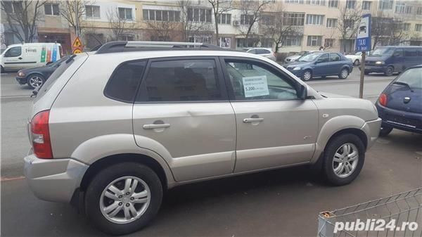 Second-hand Hyundai Tucson 140 CP (102 kW) 2006 Galben SUV