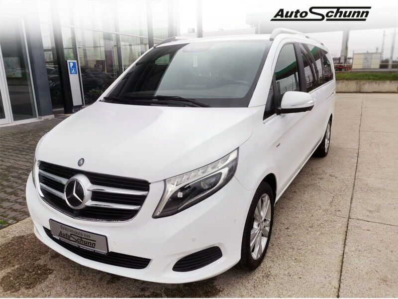 Alb Utilizat 2016 Mercedes V250 Avantgarde Edition Monovolum | 36.990 EUR - Imagine 1/4