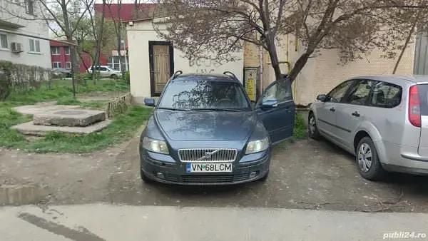 Utilizat 2007 Volvo V50 Break | 1.500 EUR (Preț OK) - Imagine 1/4