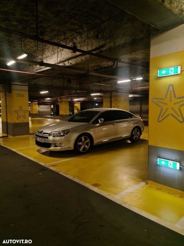 Argint Utilizat 2010 Citroën C5 Berlinǎ | 4.900 EUR (Preț OK) - Imagine 1/4