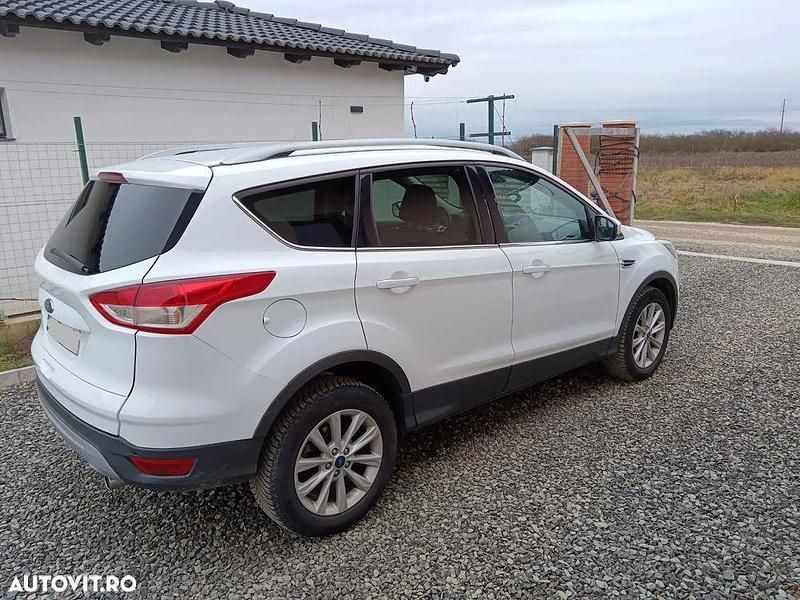 Culoarealb Utilizat 2015 Ford Kuga SUV | 9.300 EUR (Preț OK) - Imagine 1/4