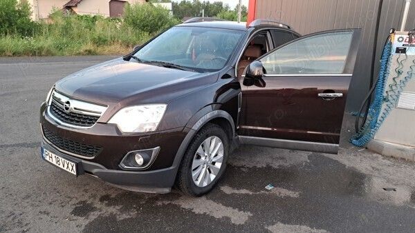 Utilizat 2014 Opel Antara SUV | 8.500 EUR (Scump) - Imagine 1/4