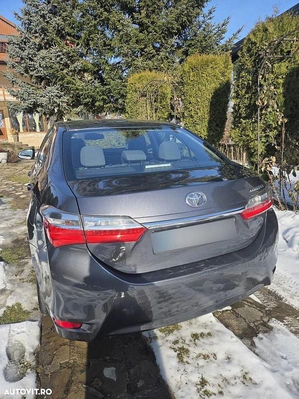 Second-hand Toyota Corolla Luna 132 CP (97 kW) 2016 Culoaregri Berlinǎ