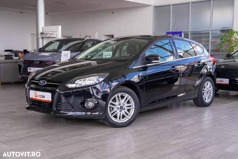 Second-hand Ford Focus 100 CP (73 kW) 2013 Culoarenegru Berlinǎ