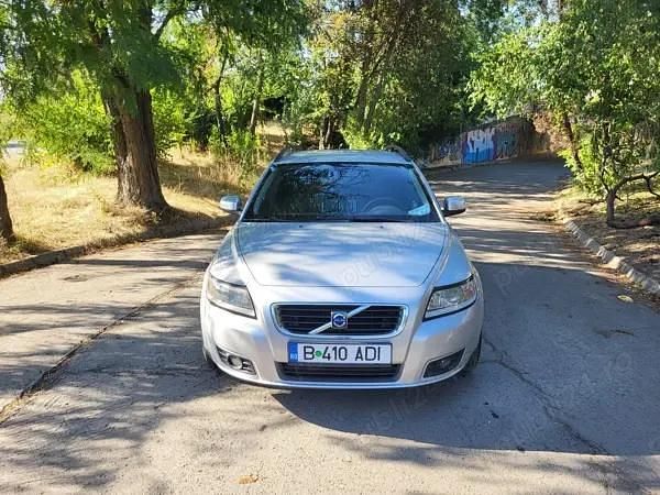 Utilizat 2008 Volvo V50 Break | 3.500 EUR (Scump) - Imagine 1/4