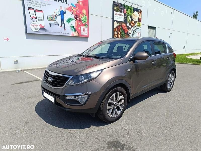 Culoaremaro Utilizat 2015 Kia Sportage SUV | 11.650 EUR (Preț OK) - Imagine 1/4