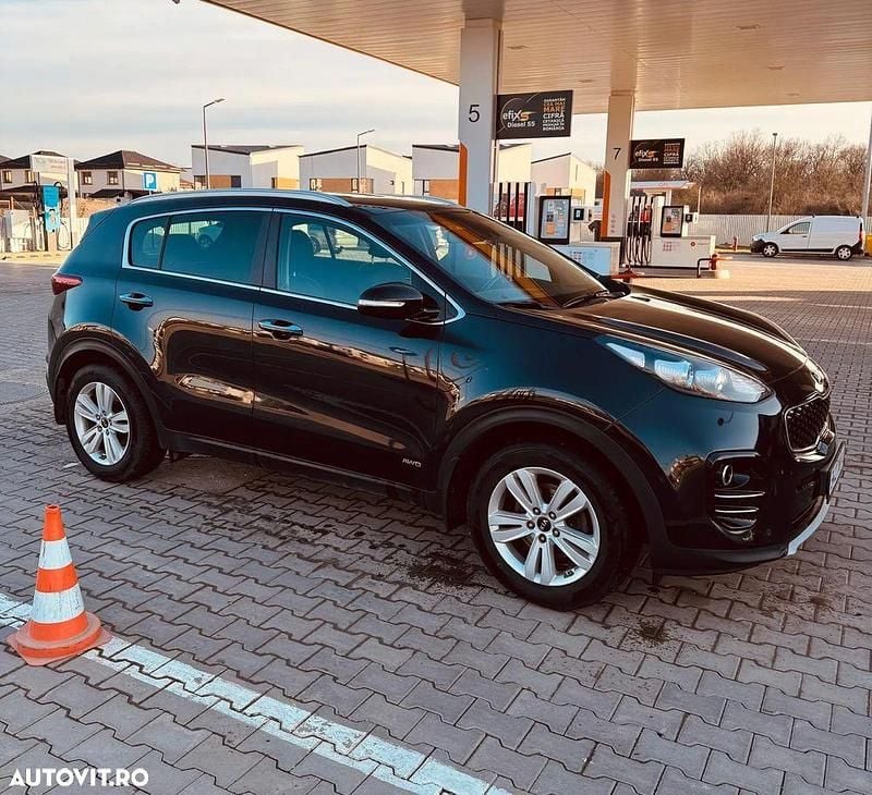 Second-hand Kia Sportage Style 177 CP (130 kW) 2018 Culoarenegru SUV