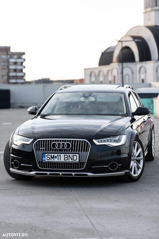 Second-hand Audi A6 Allroad Comfort 313 CP (230 kW) 2012 Culoarenegru Break