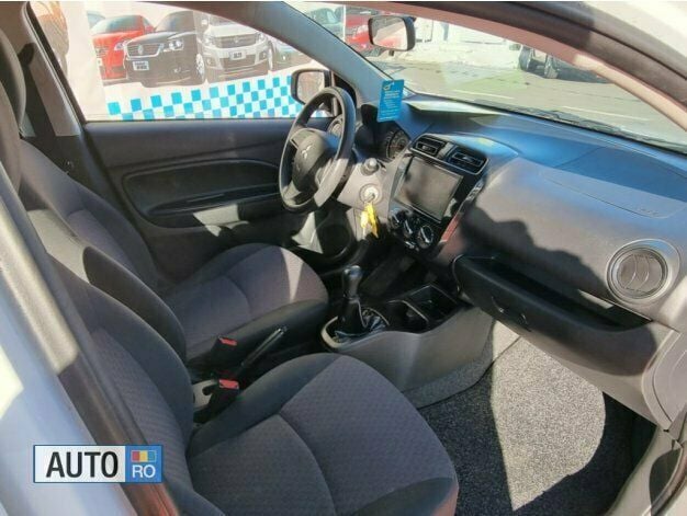 Second-hand Mitsubishi Space Star 71 CP (52 kW) 2017 Alb Berlinǎ