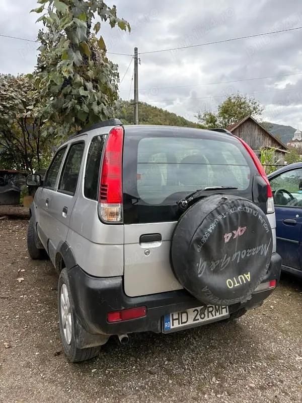 Gri Utilizat 2004 Daihatsu Terios SUV | 1.600 EUR - Imagine 1/4