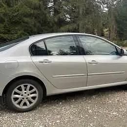 Utilizat 2009 Renault Laguna III Break | 3.900 EUR - Imagine 1/4
