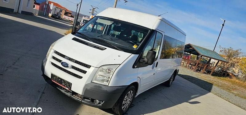 Second-hand Ford Transit 130 CP (95 kW) 2009 Culoarealb Monovolum