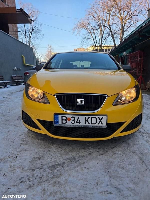 Second-hand Seat Ibiza Reference 70 CP (51 kW) 2011 Culoaregalbeuriu Hatchback