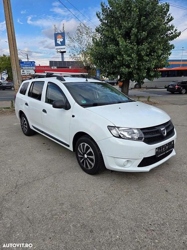 Culoarealb Utilizat 2014 Dacia Logan MCV Lauréate Break | 3.850 EUR (Preț OK) - Imagine 1/4