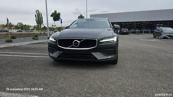 Gri Utilizat 2019 Volvo V60 Momentum Break | 17.900 EUR - Imagine 1/4