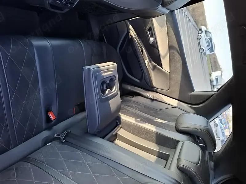 Second-hand Peugeot 3008 150 CP (110 kW) 2019 Culoarenegru SUV