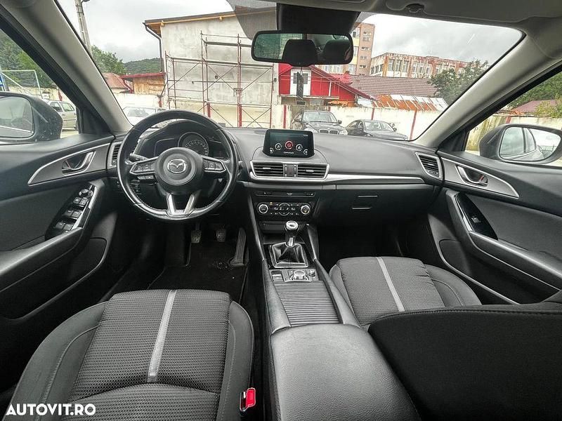 Culoaregri Utilizat 2017 Mazda 3 Exclusive-Line Berlinǎ | 12.999 EUR (Preț OK) - Imagine 1/4