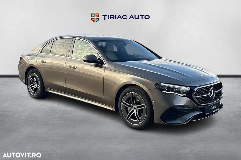 Nouă Mercedes E200 AMG line 204 CP (150 kW) 2025 Culoaremaro Berlinǎ