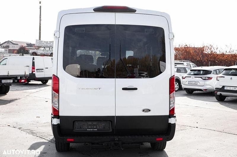 Second-hand Ford Transit Trend 130 CP (95 kW) 2020 Culoarealb Break