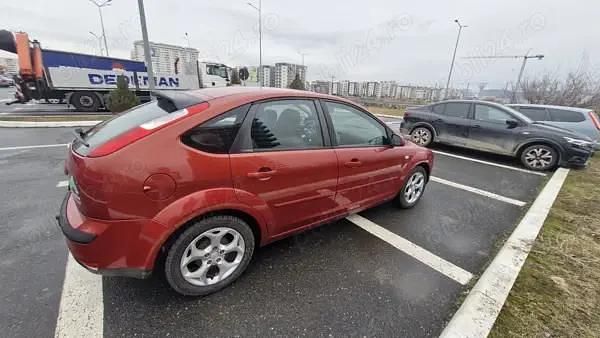 Second-hand Ford Focus 101 CP (74 kW) 2007 Rosu Berlinǎ
