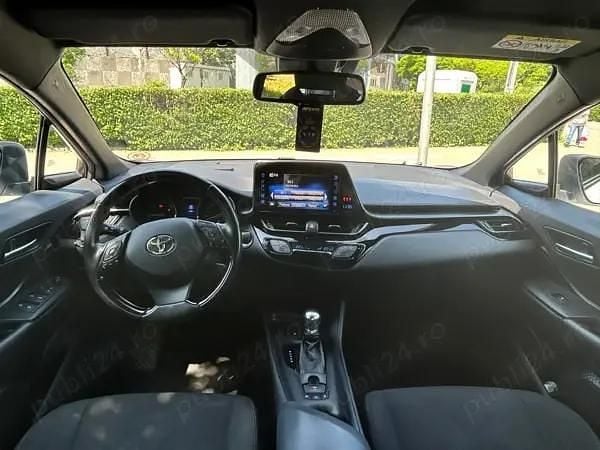 Second-hand Toyota RAV4 Hybrid 122 CP (89 kW) 2017 SUV