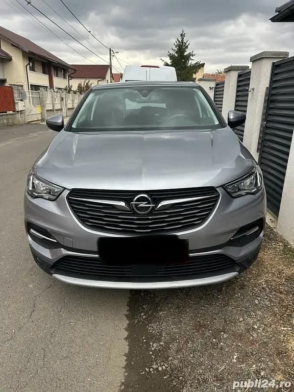 Second-hand Opel Grandland X 130 CP (95 kW) 2020 Argintiu SUV