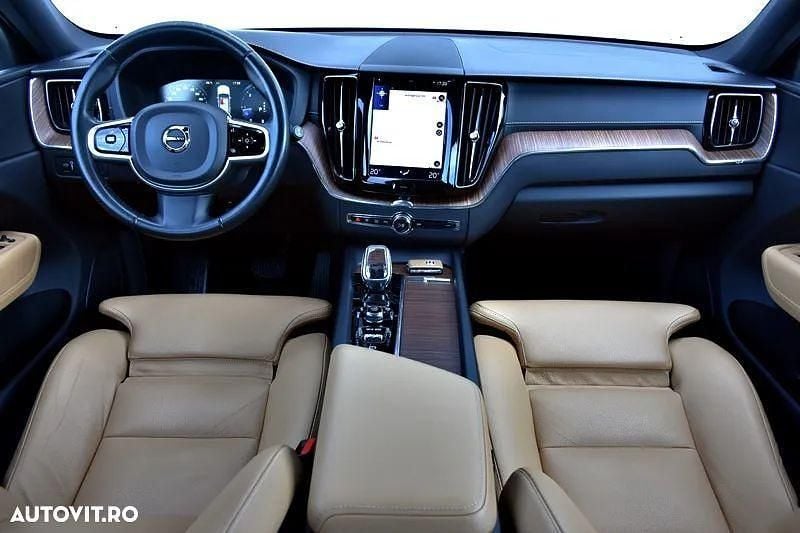 Second-hand Volvo XC60 Inscription 197 CP (144 kW) 2020 Culoaremaro SUV