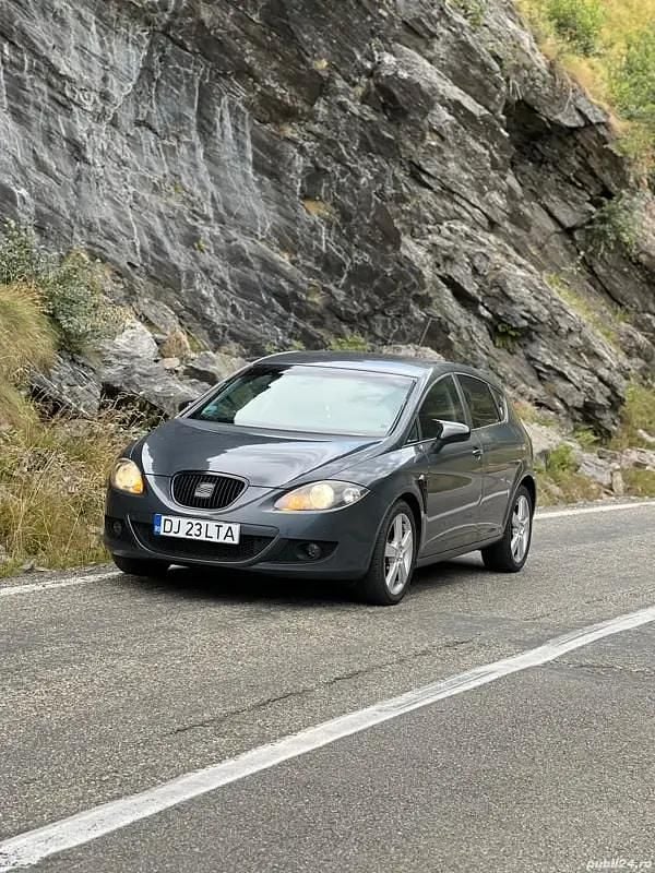 Utilizat 2008 Seat Leon Hatchback | 3.800 EUR (Preț OK) - Imagine 1/4