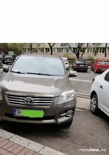 Maro Utilizat 2012 Toyota RAV4 SUV | 8.000 EUR (Super Preț) - Imagine 1/4
