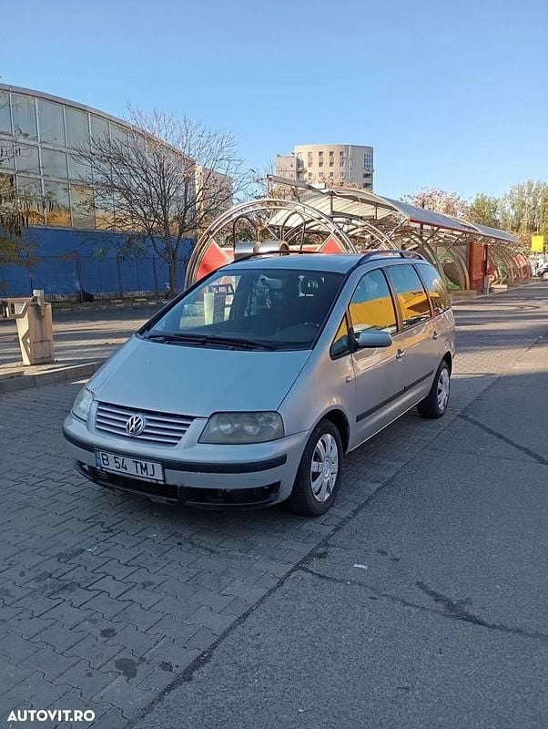 Culoaregri Utilizat 2003 VW Sharan Comfortline Monovolum | 1.450 EUR (Preț bun) - Imagine 1/4