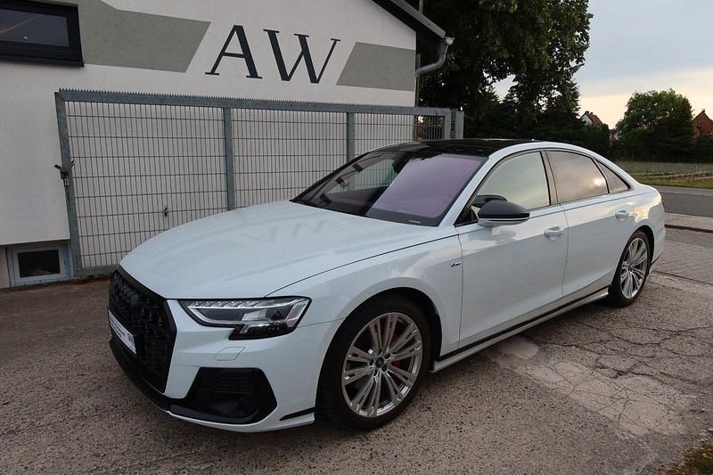 Utilizat 2023 Audi A8 S-Line Berlinǎ | 70.125 EUR (Scump) - Imagine 1/1