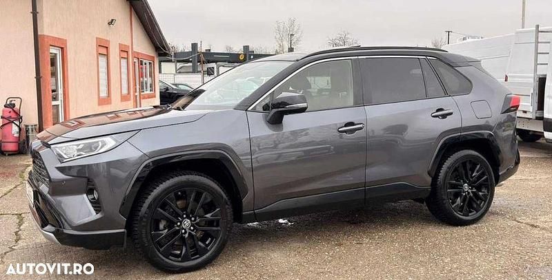 Second-hand Toyota RAV4 Hybrid 228 CP (167 kW) 2021 Culoaregri SUV