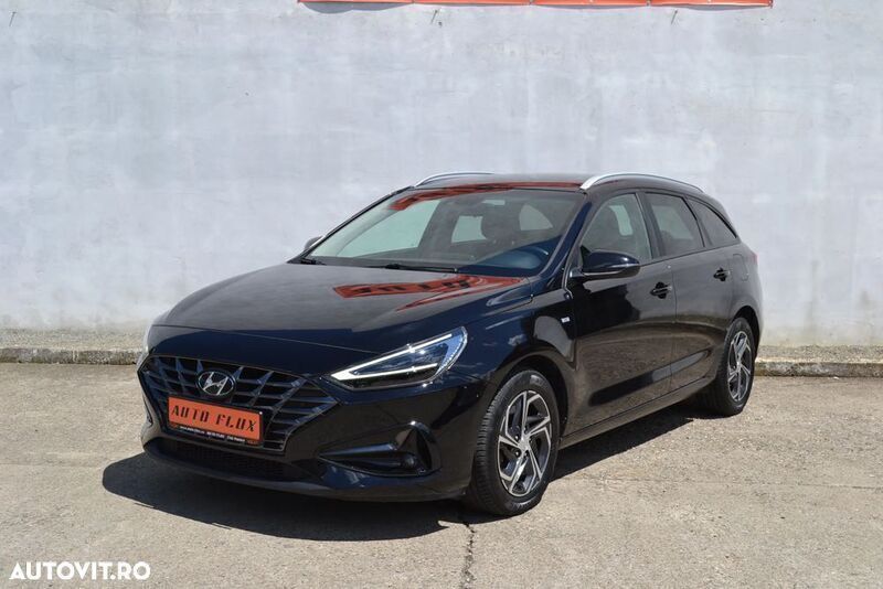 Negru Utilizat 2021 Hyundai i30 Prime Break | 13.500 EUR (Preț OK) - Imagine 1/4