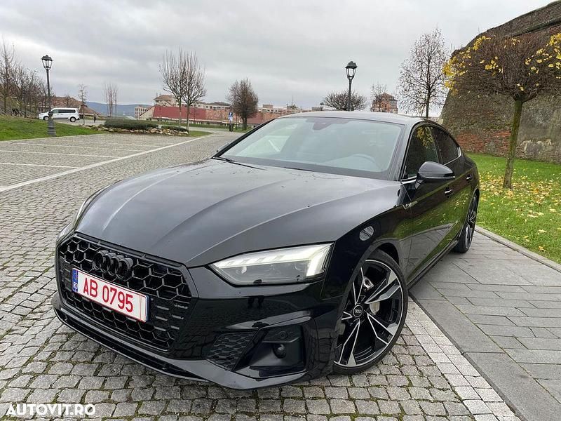 Culoarenegru Utilizat 2022 Audi A5 Sportback S-Line Hatchback | 27.950 EUR (Preț OK) - Imagine 1/4
