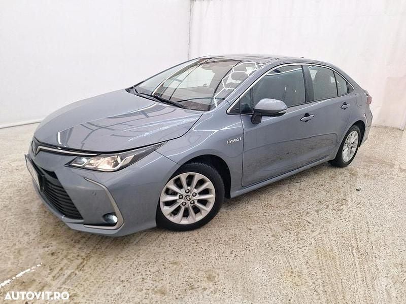 Second-hand Toyota Corolla 122 CP (89 kW) 2021 Culoarealbastru Berlinǎ