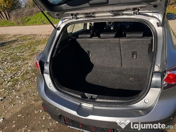 Second-hand Mazda 3 105 CP (77 kW) 2010 Gri Hatchback