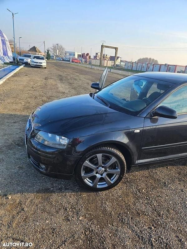 Second-hand Audi A3 Ambiente 140 CP (102 kW) 2005 Culoarenegru Hatchback