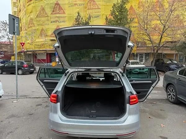 Second-hand VW Passat 150 CP (110 kW) 2017 Argintiu Break