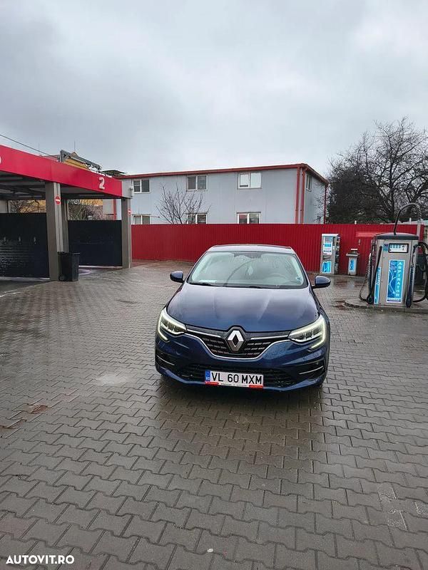 Second-hand Renault Mégane IV Techno 140 CP (102 kW) 2024 Culoarealbastru Berlinǎ