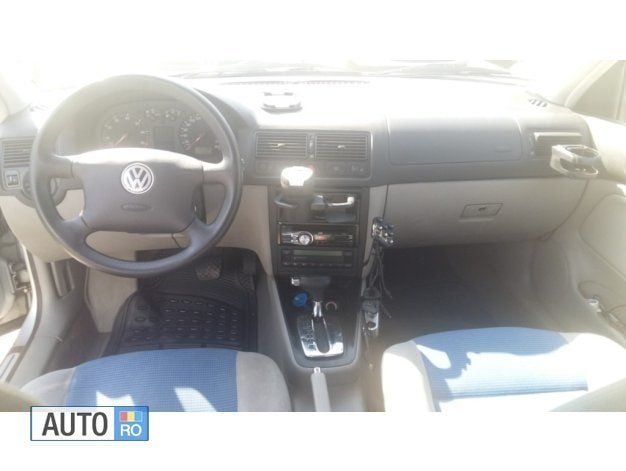 Second-hand VW Golf IV 102 CP (75 kW) 2001 Gri Hatchback