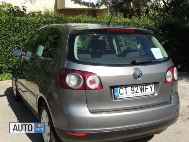 Gri Utilizat 2006 VW Golf Plus Cross Monovolum | 4.700 EUR (Puțin scump) - Imagine 1/4