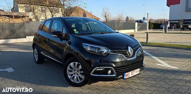 Culoarenegru Utilizat 2014 Renault Captur Experience SUV | 5.599 EUR (Preț OK) - Imagine 1/4