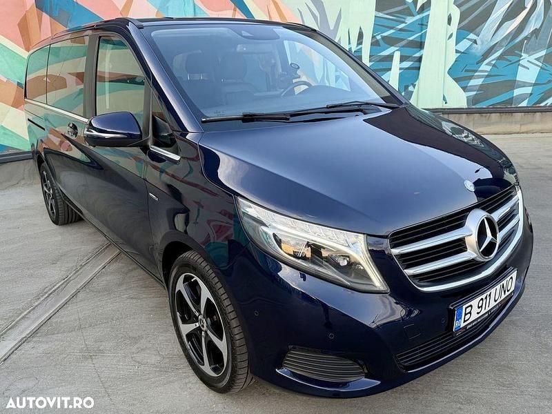 Second-hand Mercedes V250 Avantgarde 190 CP (139 kW) 2017 Culoarealbastru Monovolum